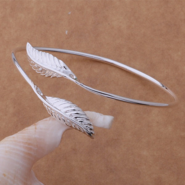 Women's Leaf Bracelet