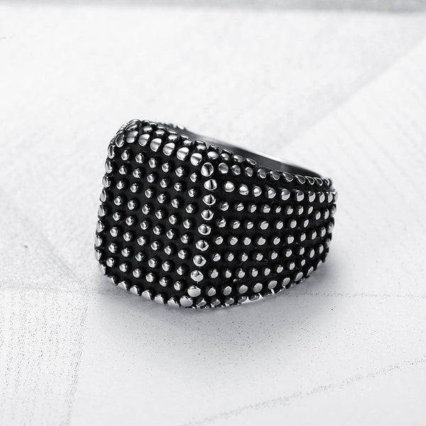 Retro Black Square Pit Ring