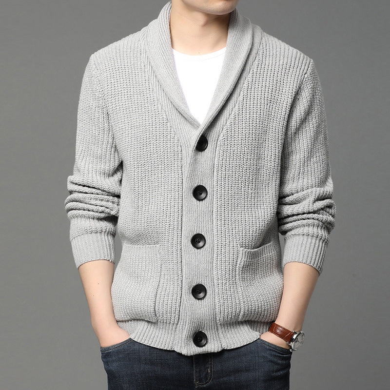 Cardigan lavorato a maglia da uomo con risvolto alla moda