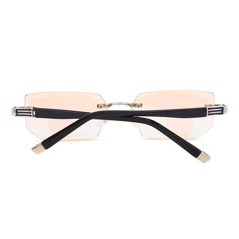 Diamond-cut reading glasses