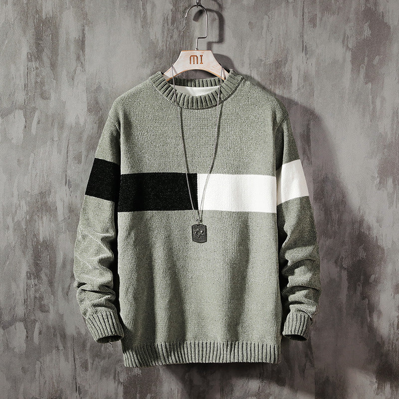 Loose-colored pullover sweatshirt