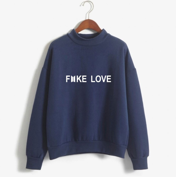 Maglione collo alto Fake Love