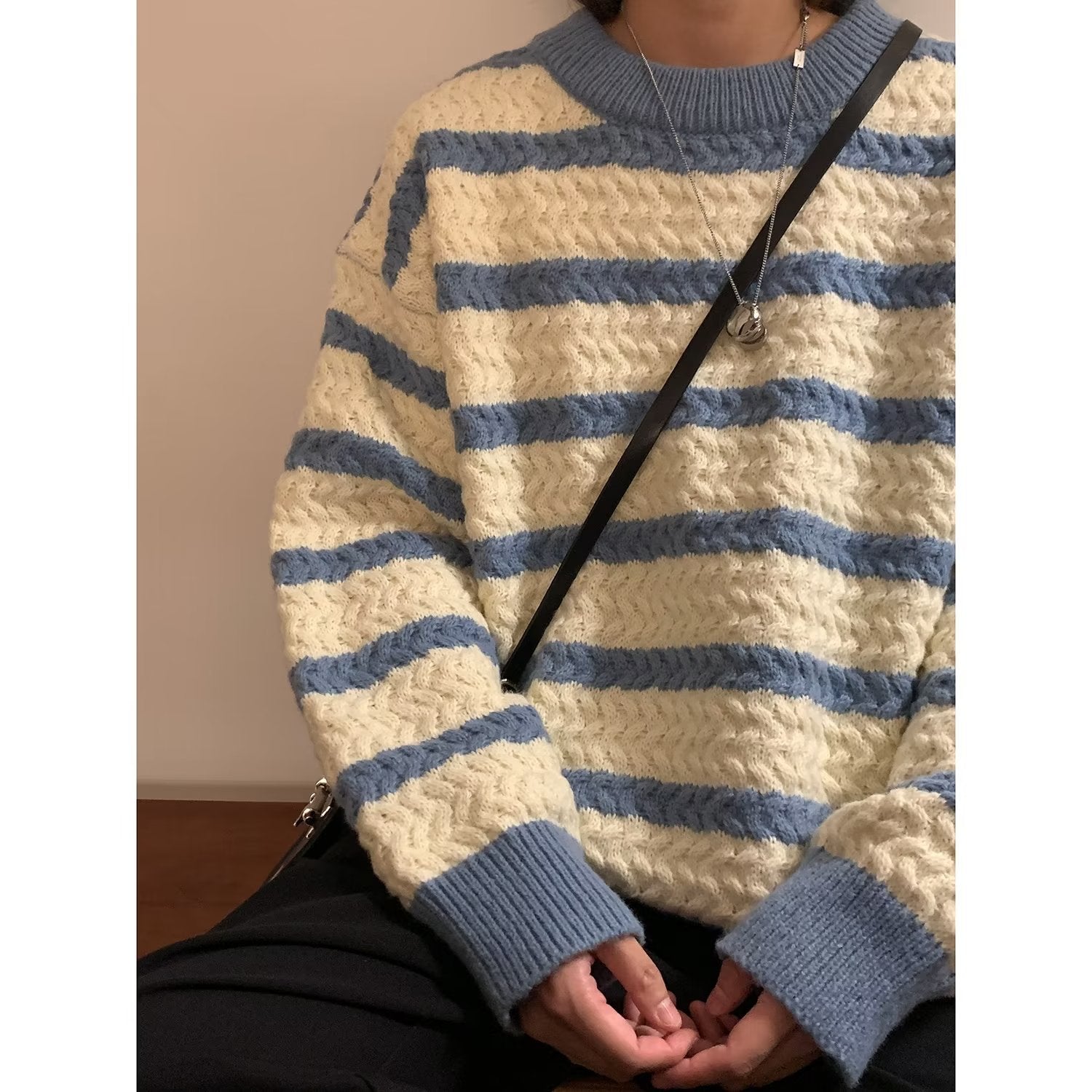 Maglione a righe con scollo tondo per uomo