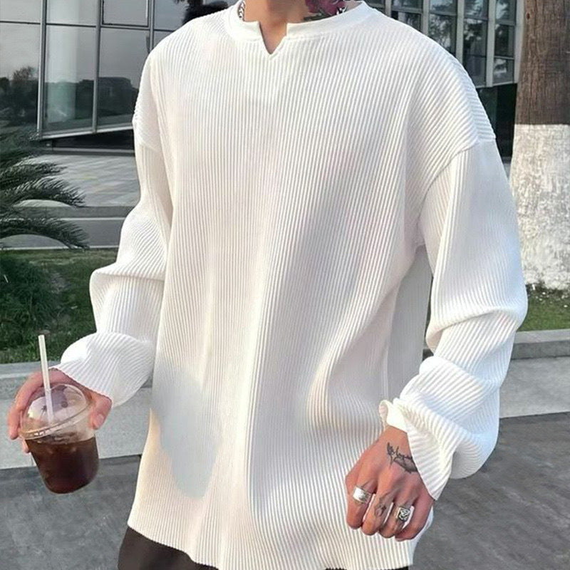 Men's V-neck Pullover sweater With A Trendy Bottom