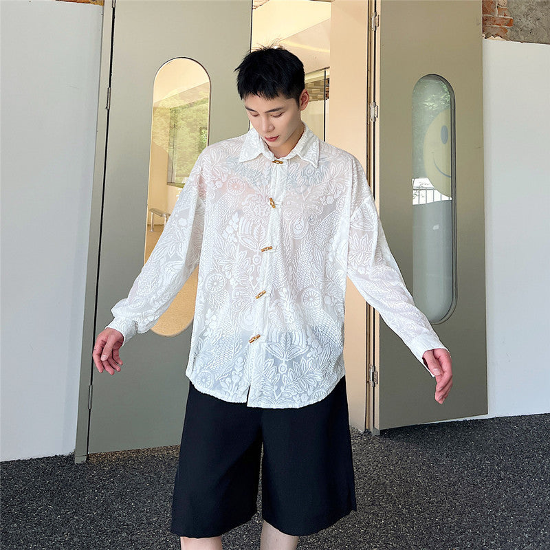 Camisa de hombre en jacquard de terciopelo con botones de cuerno de vaca de madera