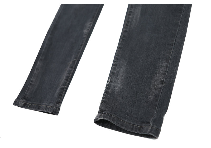 Small knee hole jeans men