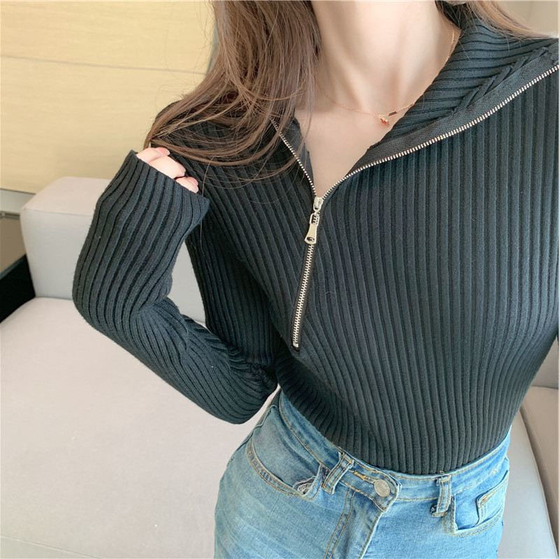 Long-sleeved Knitted Top