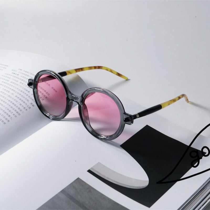 Gafas de sol con personalidad y montura redonda retro para miopía