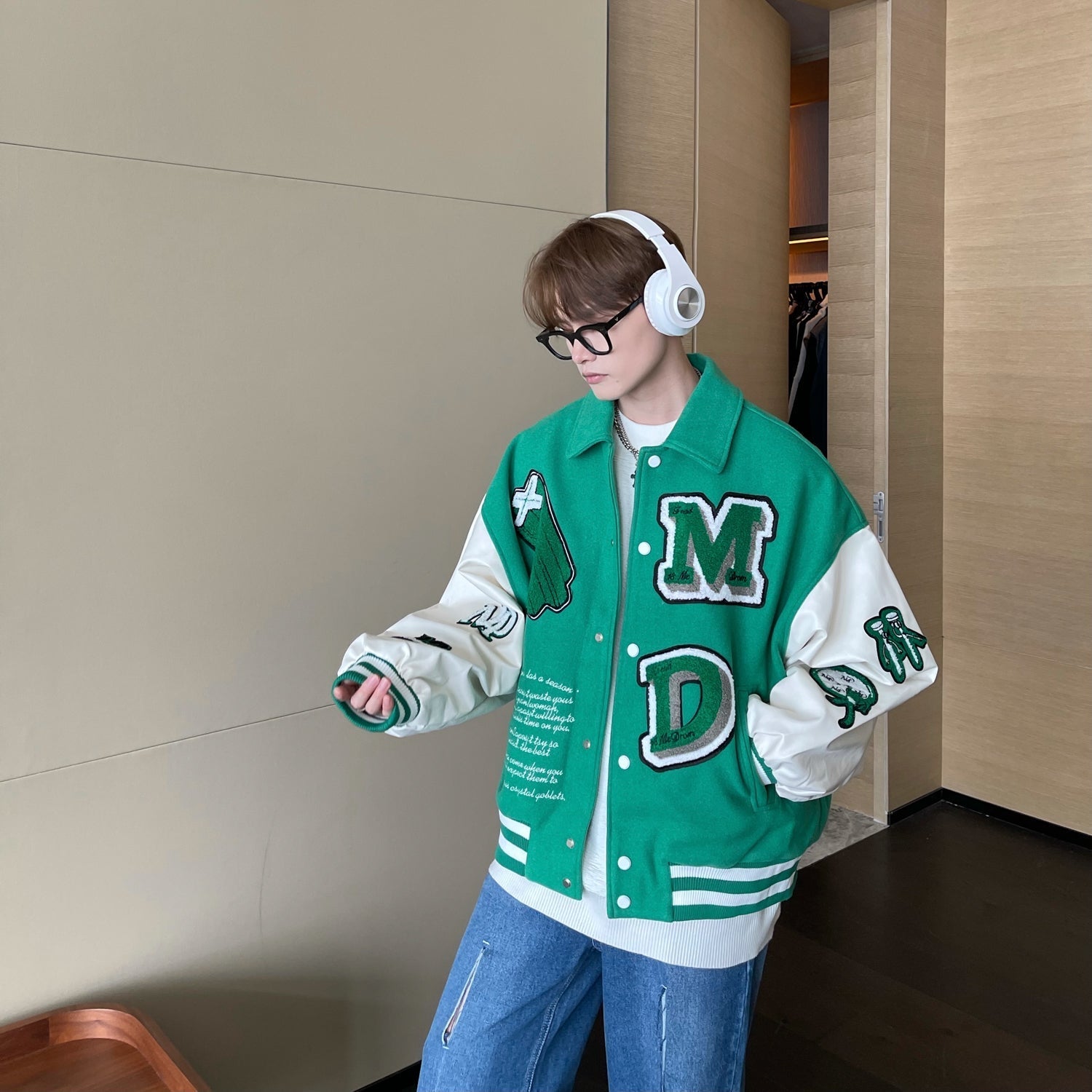 Contrasting Design Letter Embroidery Jacket Men