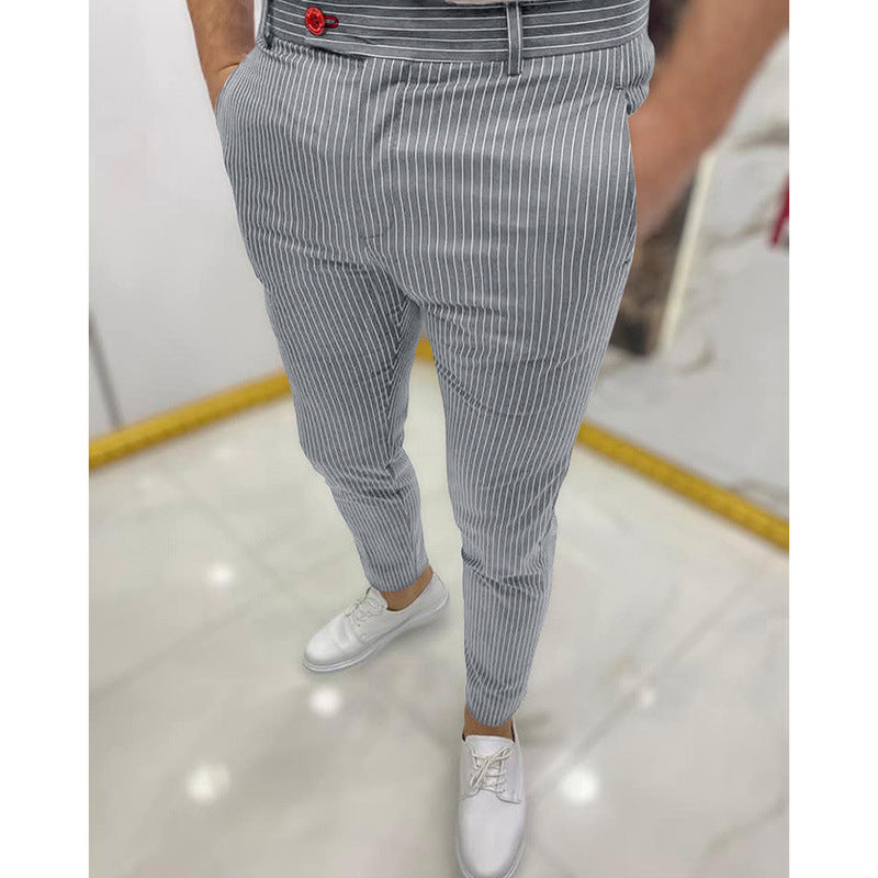 Pantalones casuales delgados de rayas delgadas para hombres