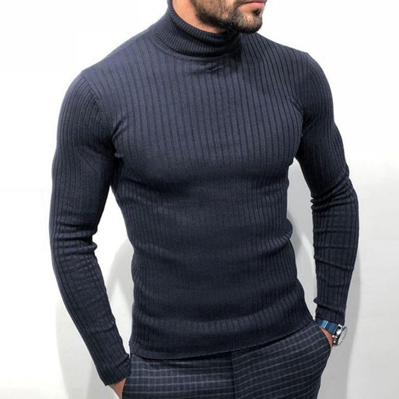 Maglione nero a collo alto