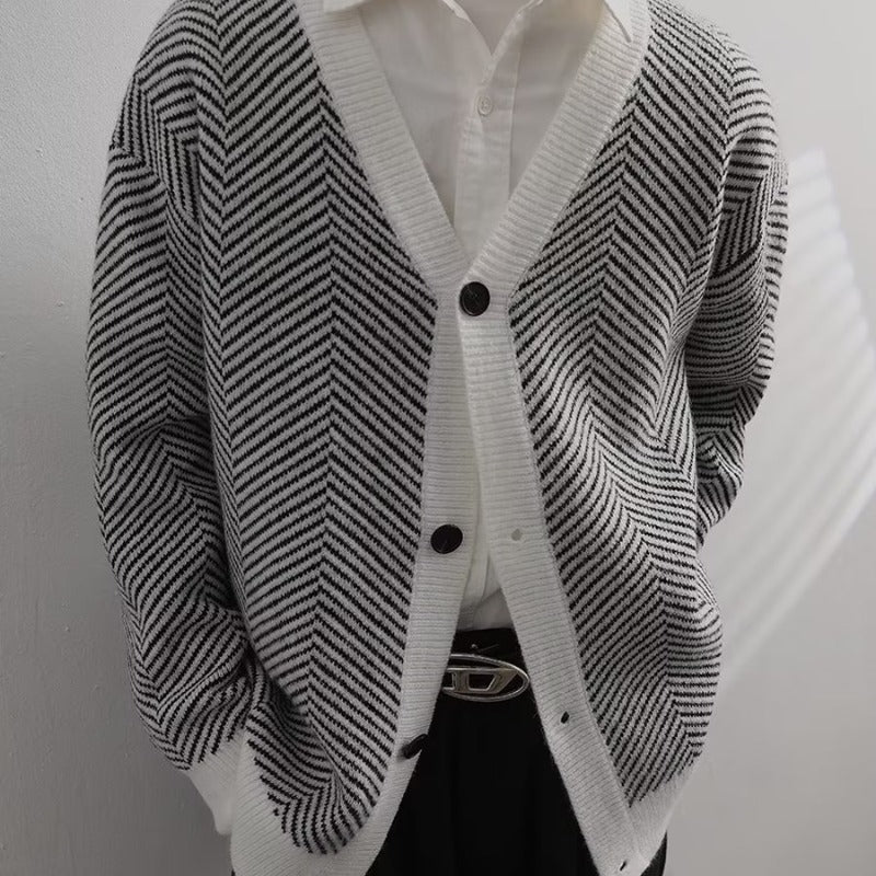 Cardigan lavorato a maglia vintage, maglione largo a righe