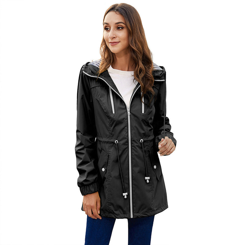 Chaqueta impermeable larga con capucha para mujer