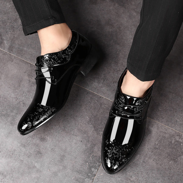 Zapatos formales de negocios brillantes para hombres Zapatos casuales de moda
