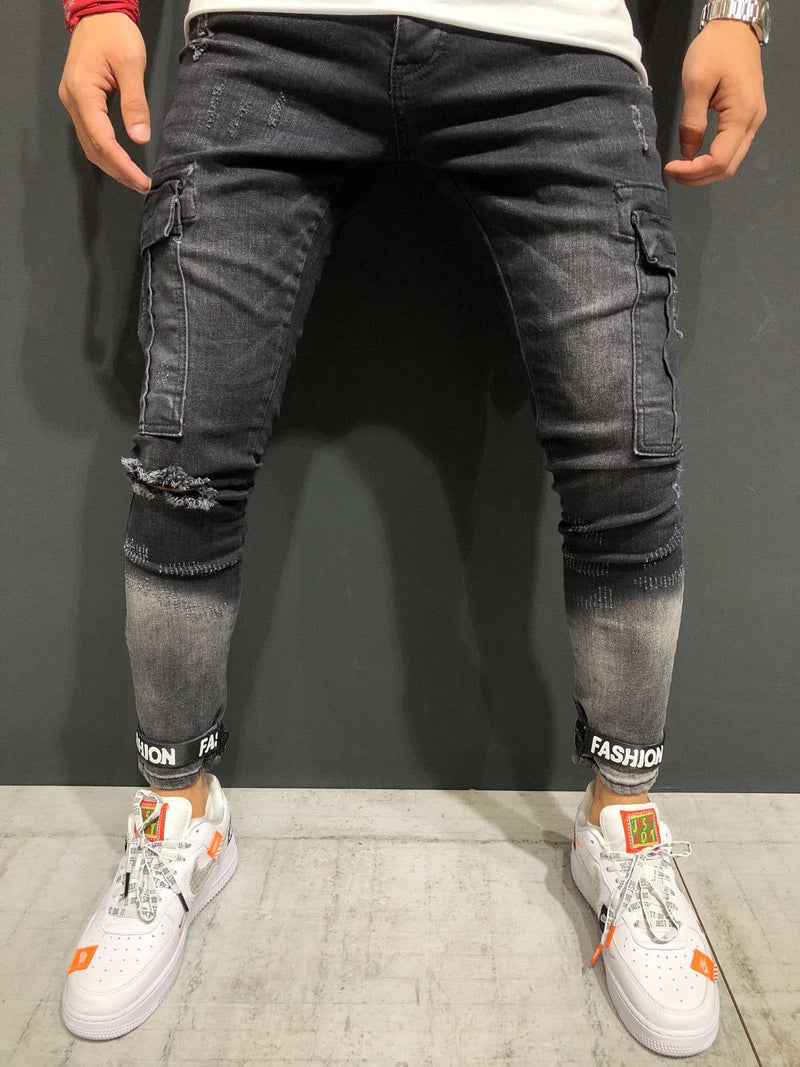 Shredded stretch jeans
