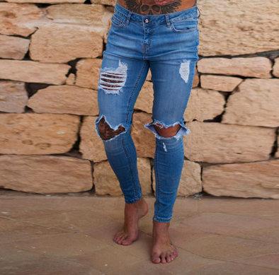Kosma Skinny Ripped Jeans