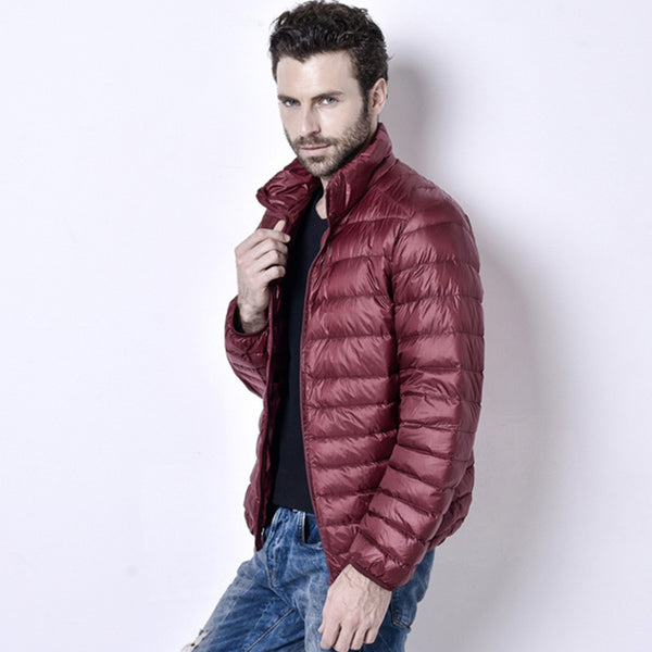 Chaqueta de plumón informal para hombre.