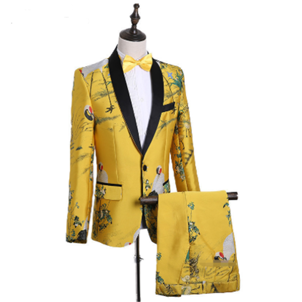 Traje amarillo para hombre 