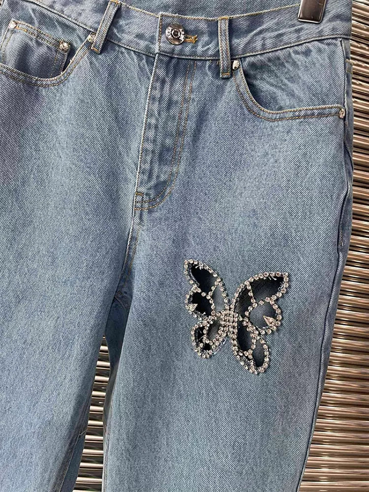 Pantalones vaqueros con mariposas de diamantes