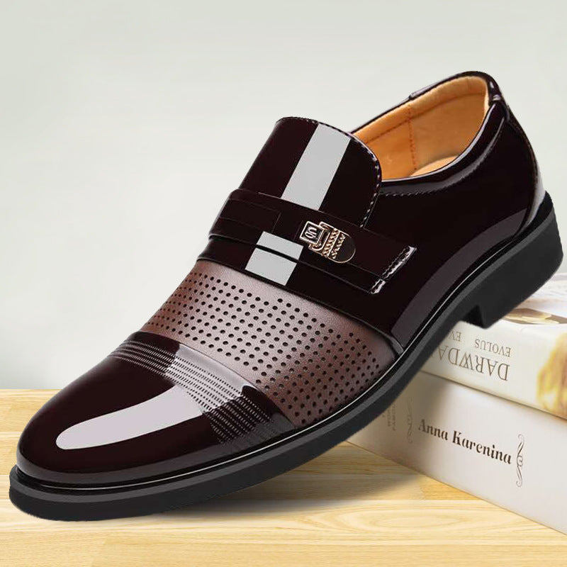 Zapatos formales de cuero para hombre.