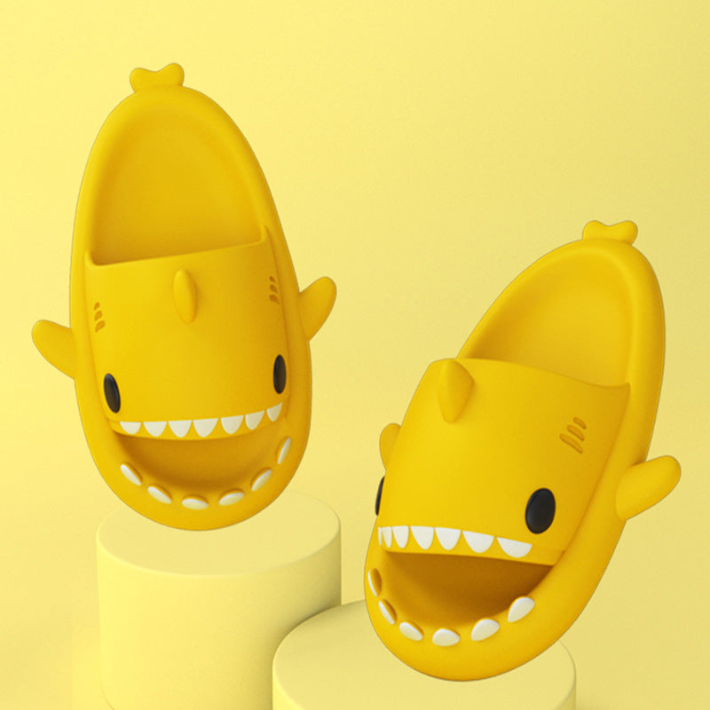 Zapatillas de tiburón para interior y exterior
