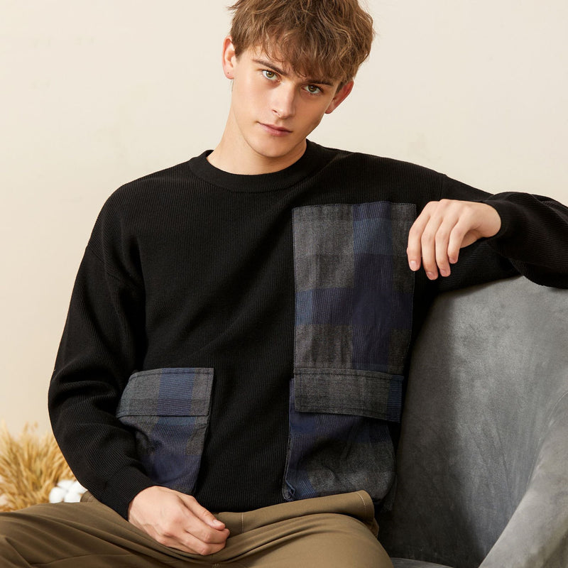 Youth Symmetrical Plaid Big Pocket Decorated Sweater Men