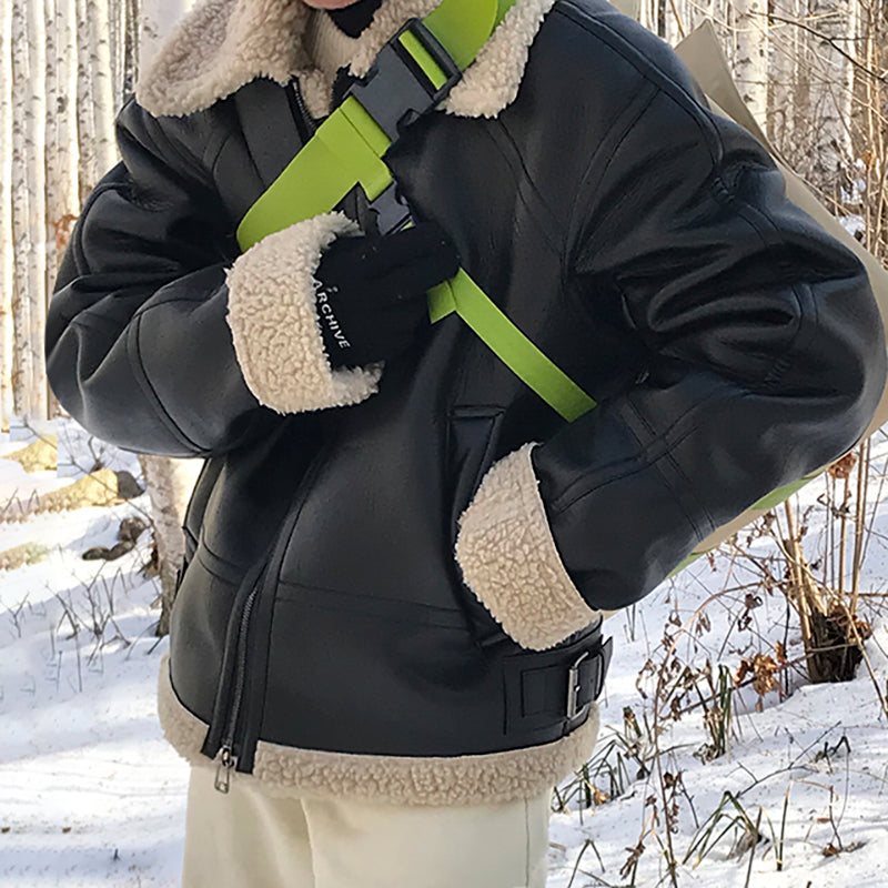 Chaqueta de piel de cordero con cuello acolchado y forro polar para hombre