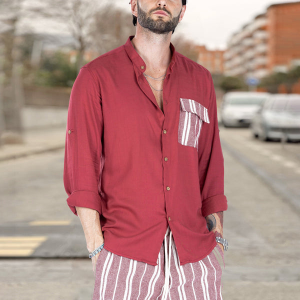 Camisa casual con solapa y costuras de color en contraste para hombre