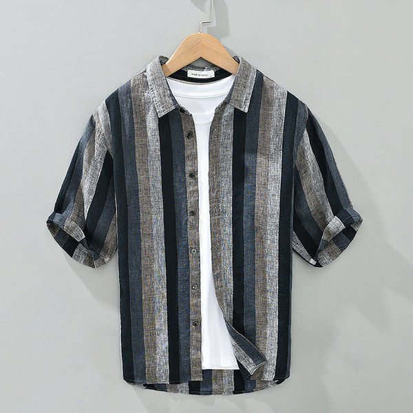 Camisa en contraste de hombre con manga de cinco puntos de lino teñido en hilo vintage de verano