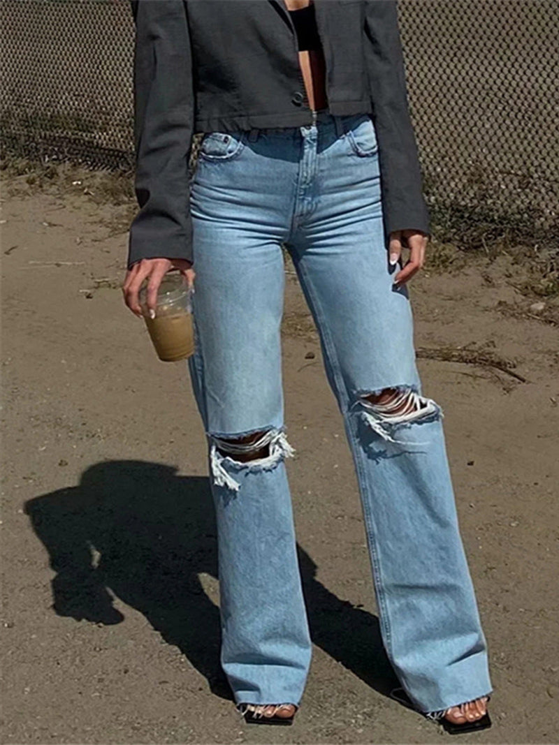 Jeans rectos ajustados de mezclilla con corte de bota rasgados y cintura alta 
