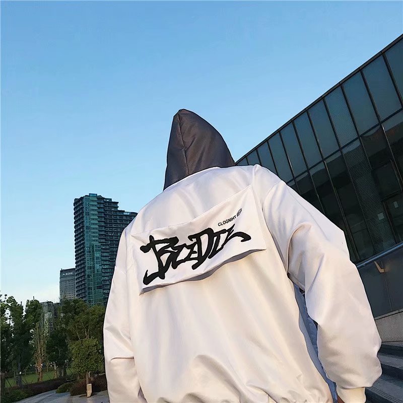 Fashionable And Simple Men's Loose Baseball jacket