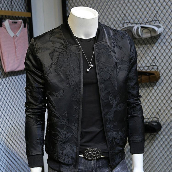 Chaqueta ajustada con cuello de béisbol