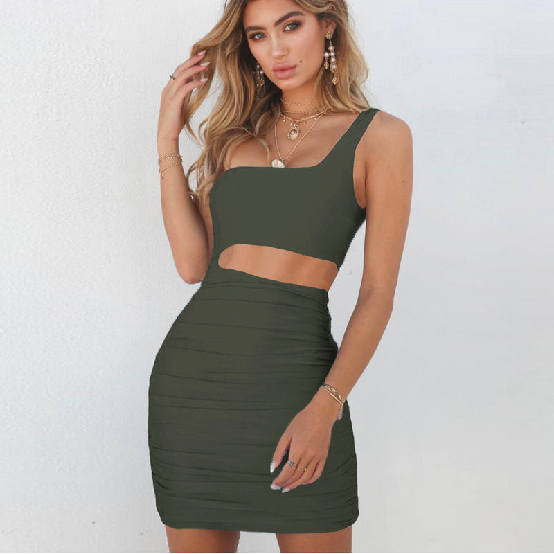 Sexy one-shoulder pleated skirt bag hip dress